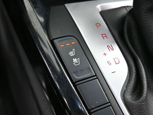 Used 2022 Kia Forte GT-Line w/ GT-Line Premium Package image 25