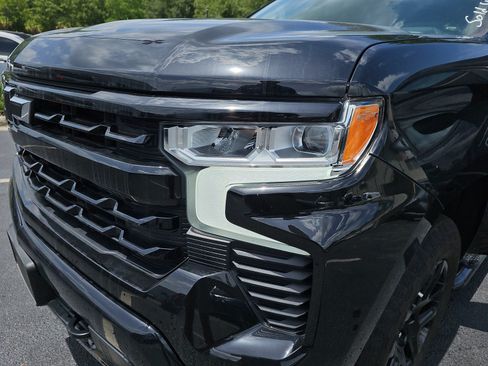 Used 2024 Chevrolet Silverado 1500 RST w/ Z71 Off-Road Package AWD/4WD image 32
