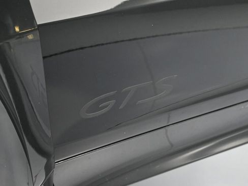 Used 2023 Porsche Cayenne GTS w/ Assistance Package AWD/4WD image 41