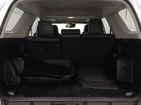 Used 2021 Toyota 4Runner Limited AWD/4WD image 19