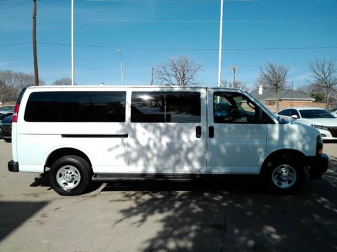 Used 2023 Chevrolet Express 3500 LS image 4