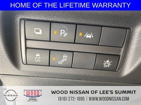 New 2025 Nissan Kicks Play S image 23