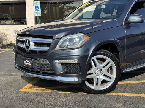 Used 2015 Mercedes-Benz GL 550 4MATIC w/ Accessory Chrome Package image 5