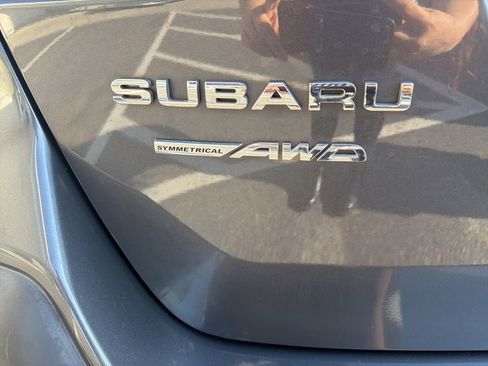 Used 2023 Subaru Outback Premium AWD/4WD image 4