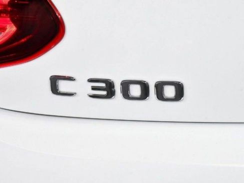 Used 2022 Mercedes-Benz C 300 4MATIC Coupe image 11