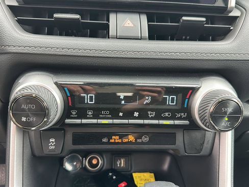 Certified 2025 Toyota RAV4 XLE image 16