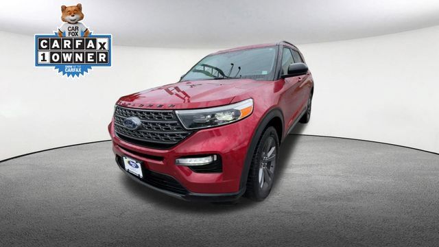Certified 2023 Ford Explorer XLT w/ Equipment Group 202A AWD/4WD image 5
