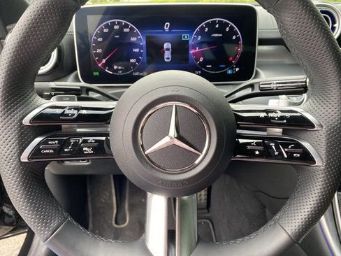 Used 2023 Mercedes-Benz C 300 4MATIC Sedan image 22