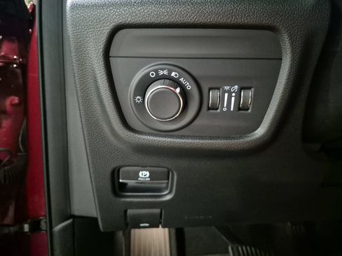 Used 2021 Jeep Grand Cherokee L Laredo AWD/4WD image 18