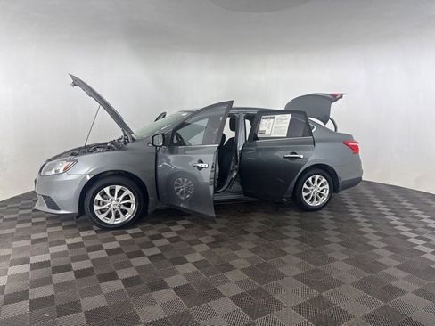 Used 2016 Nissan Sentra SV w/ Style Package image 10