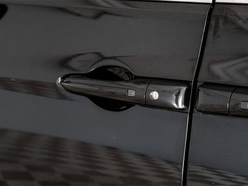 Used 2020 Chrysler Voyager Lxi image 41