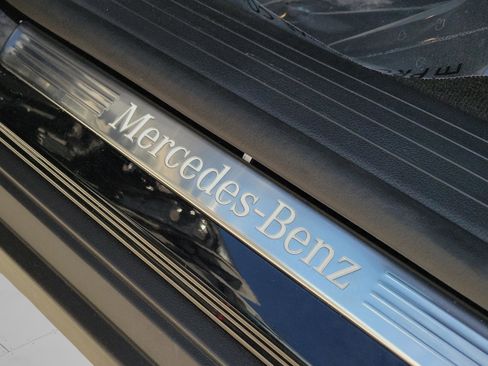 Certified 2026 Mercedes-Benz GLE 350 4MATIC image 32