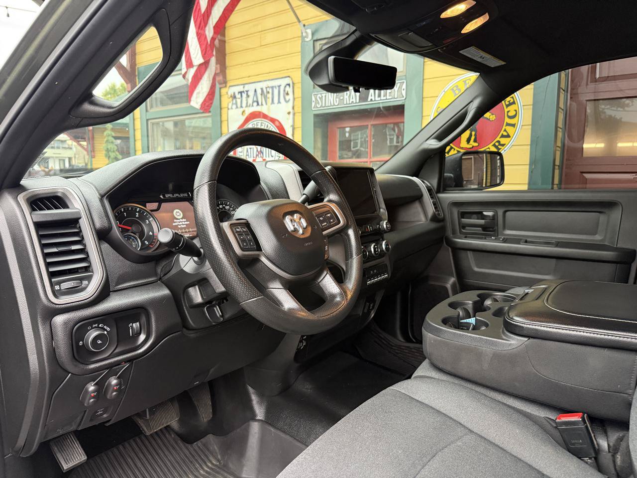 Used 2022 RAM 2500 Tradesman AWD/4WD image 17