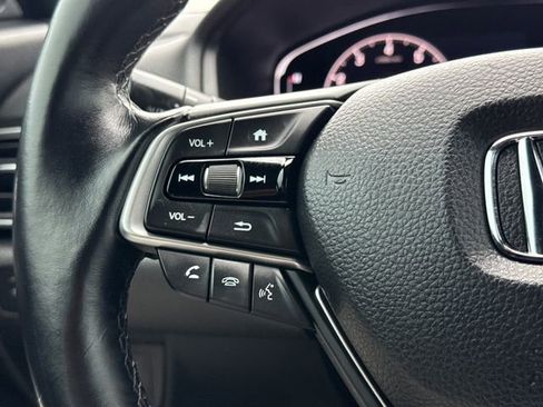 Used 2018 Honda Accord Sport image 28