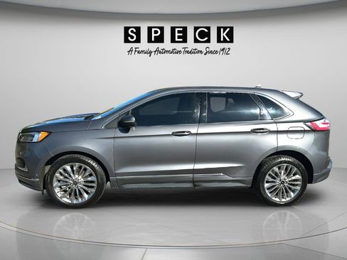 Used 2022 Ford Edge Titanium w/ Equipment Group 301A AWD/4WD image 2