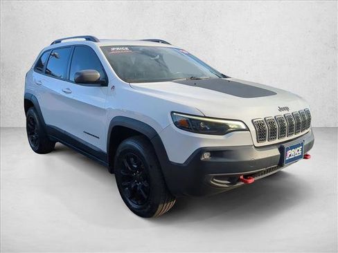 Used 2019 Jeep Cherokee Trailhawk w/ Comfort/Convenience Group image 3
