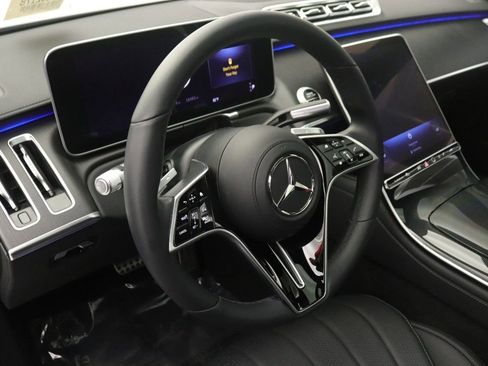 Certified 2023 Mercedes-Benz S 500 4MATIC image 17