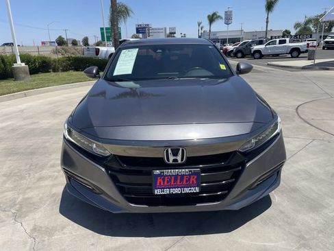 Used 2019 Honda Accord Sport image 3