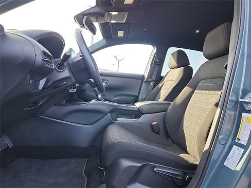 Used 2025 Honda HR-V Sport image 13