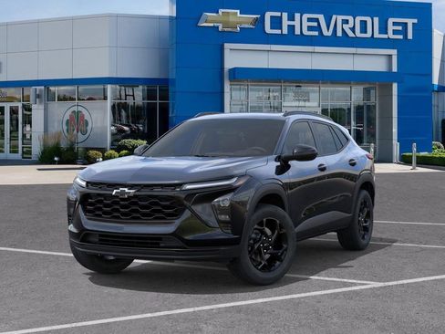 New 2026 Chevrolet Trax LT FWD image 6