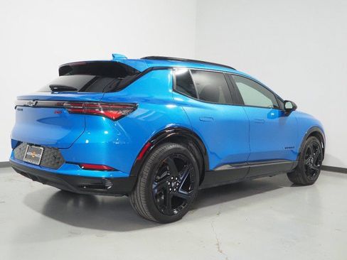 Used 2024 Chevrolet Equinox EV FWD RS w/2RS image 5