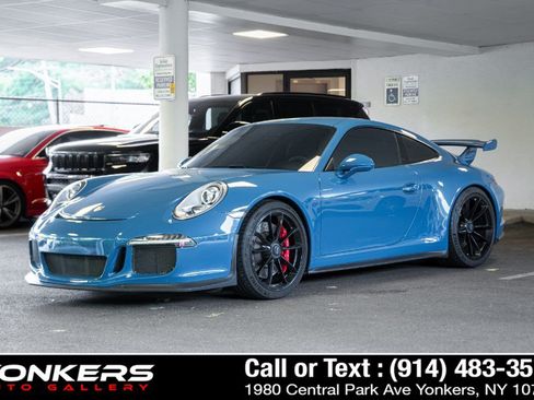 Used 2015 Porsche 911 GT3 RWD image 8