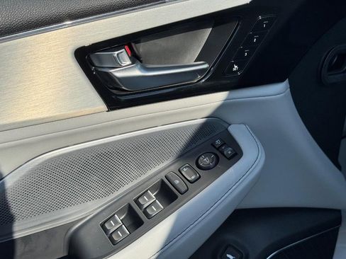 Certified 2026 Acura MDX FWD w/ Technology Package image 18