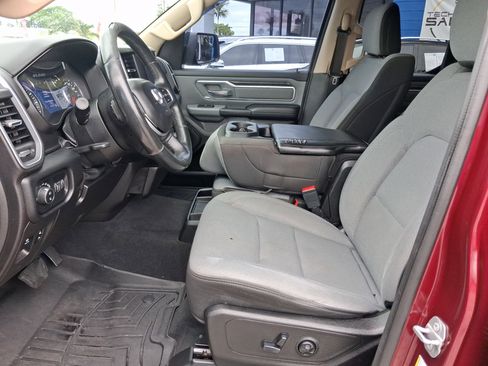 Used 2019 RAM 1500 Big Horn image 11