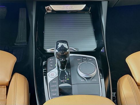 Used 2023 BMW X3 xDrive30i w/ Premium Package image 17