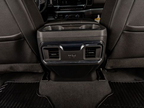 Used 2022 GMC Sierra 1500 Elevation w/ Elevation Premium Package image 34