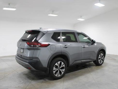 Used 2023 Nissan Rogue SV AWD/4WD image 9