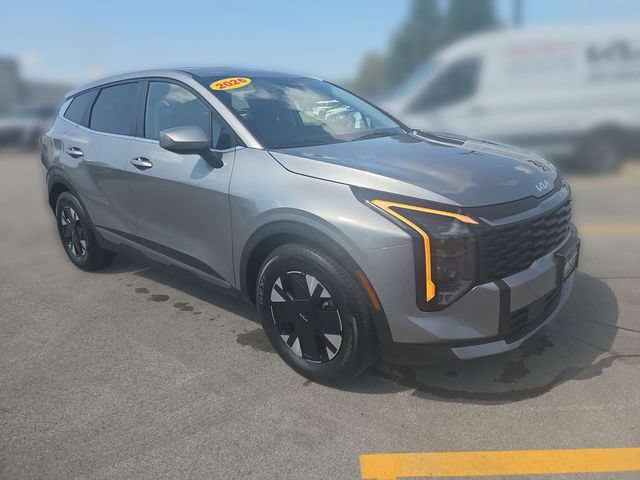 Certified 2026 Kia Sportage LX FWD image 9
