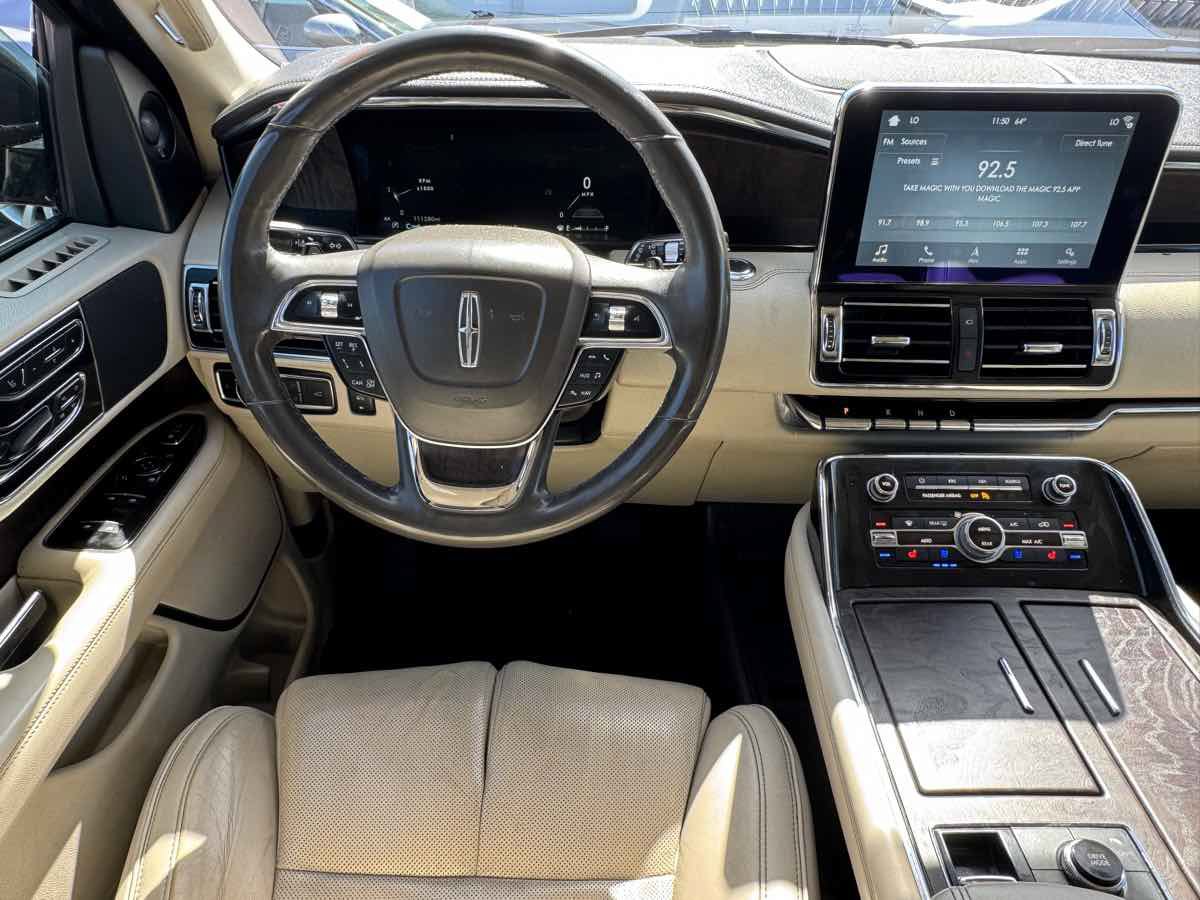 Used 2018 Lincoln Navigator L Select w/ Technology Package AWD/4WD image 36