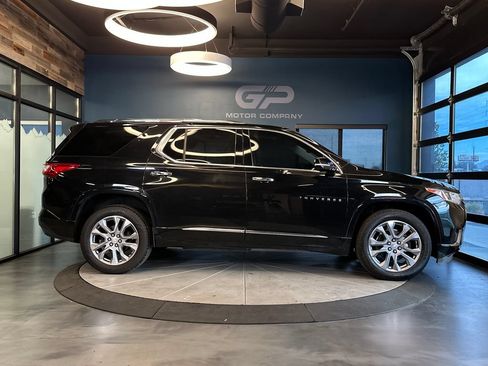 Used 2019 Chevrolet Traverse Premier AWD/4WD image 2