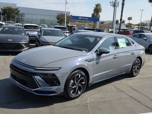 New 2025 Hyundai Sonata SEL image 13