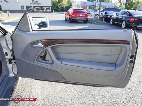 Used 1998 Mercedes-Benz SL 500 image 24
