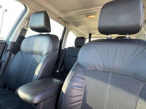 Used 2018 Subaru Forester 2.5i Touring image 11