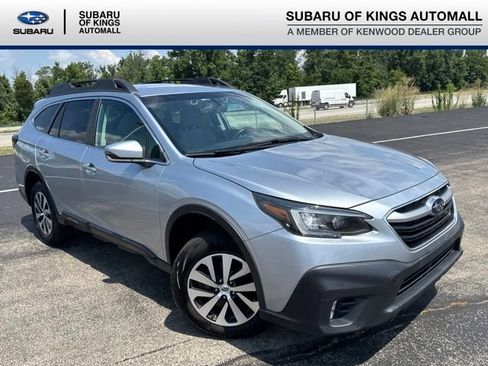 Certified 2022 Subaru Outback Premium w/ Popular Package #1 AWD/4WD image 1