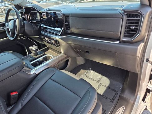 Certified 2023 Chevrolet Silverado 1500 LTZ w/ Technology Package image 20