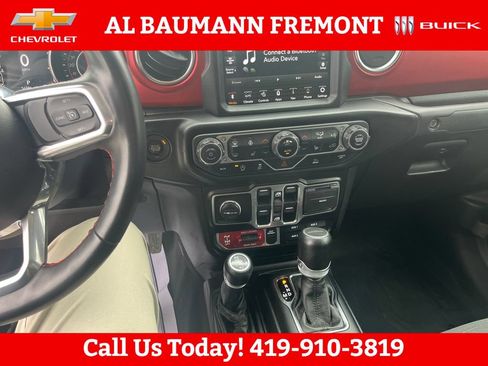Used 2021 Jeep Gladiator Sport AWD/4WD image 17