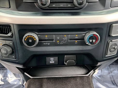 Used 2023 Ford F150 XLT AWD/4WD image 31