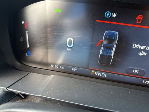 Used 2025 Ford Maverick XL image 7