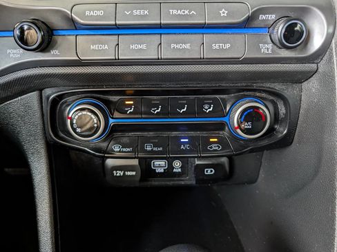 Used 2019 Hyundai Veloster 2.0 FWD image 3