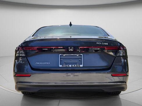 Certified 2025 Honda Accord LX image 6