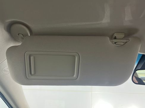 Used 2018 Toyota Camry LE image 77