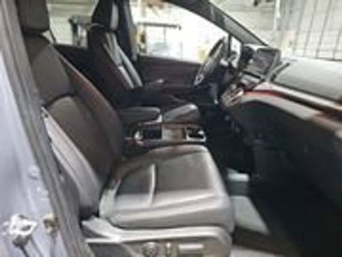 Used 2025 Honda Odyssey Sport-L image 11