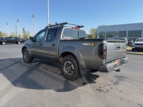 Used 2018 Nissan Frontier PRO-4X image 5
