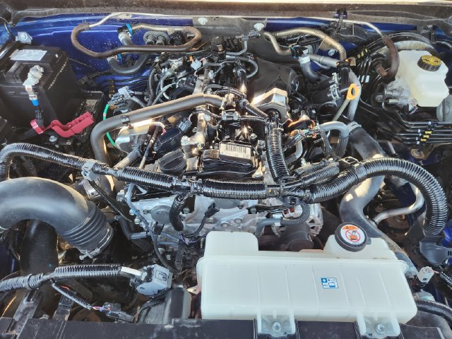 Certified 2025 Toyota Tacoma SR5 AWD/4WD image 26