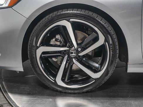 Used 2022 Honda Accord Sport image 9