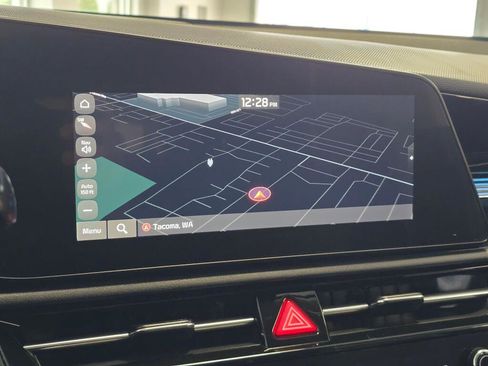 Used 2025 Kia Niro EX w/ EX Cold Weather Package FWD image 31